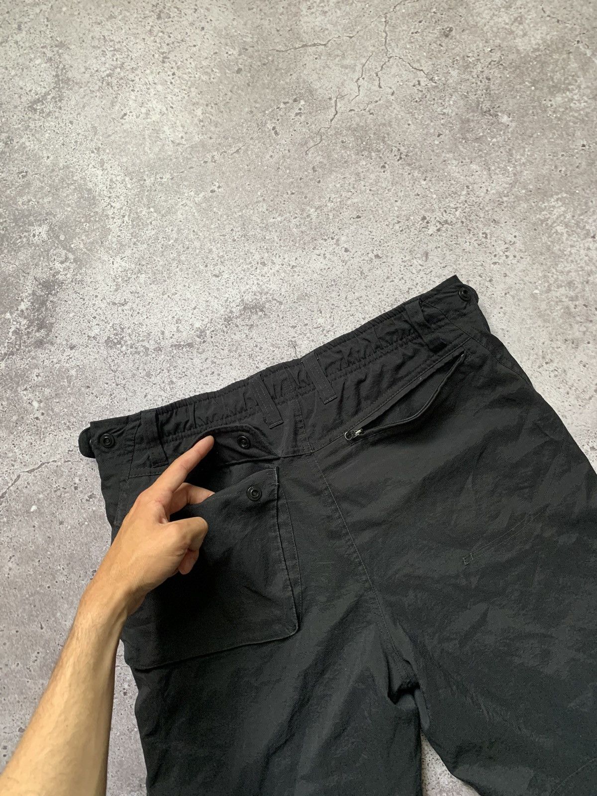 Nike × Vintage Nike Track Cargo Pants Baggy Vintage Gorpcore Drill Joggers Size US 30 / EU 46 - 15 Thumbnail