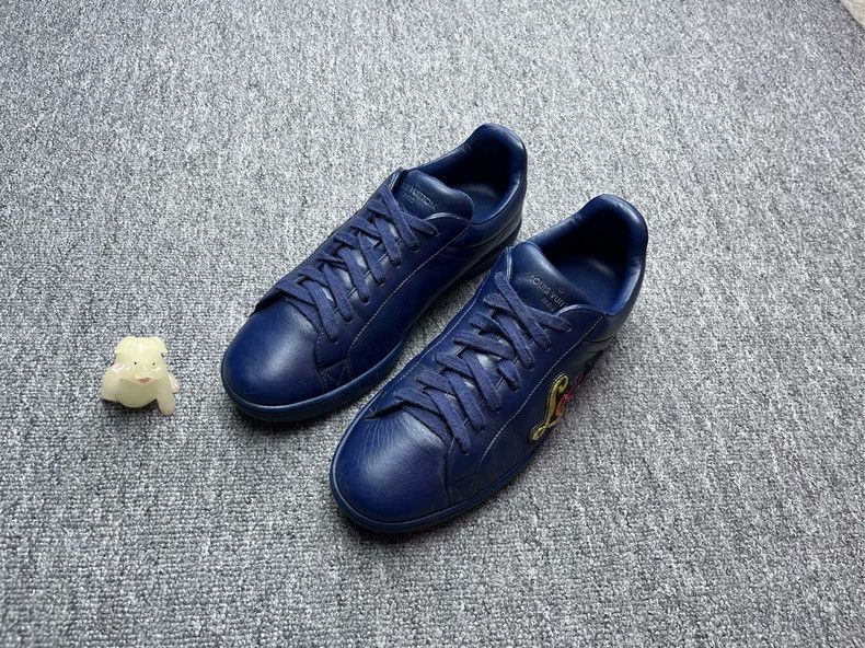 Louis Vuitton Embroidered Lowtop Sneakers - dmc