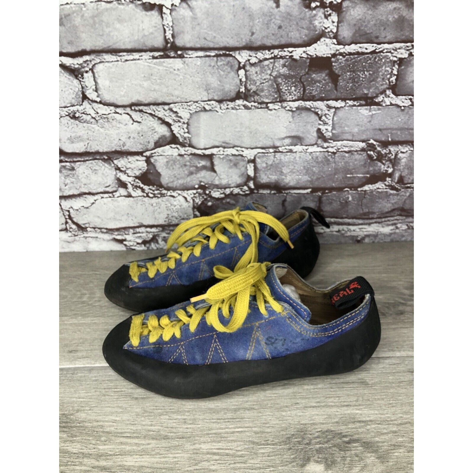 Other BOREAL Zephyr Blue Suede Leather Rock Climbing Shoes Men Sz Size US 7 / EU 40 - 15 Thumbnail