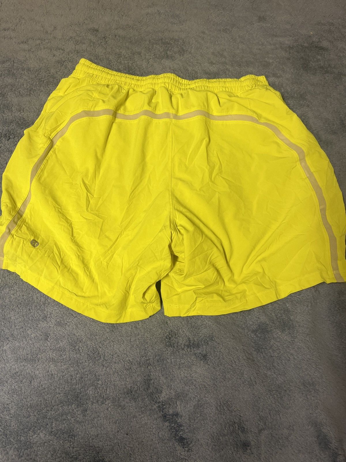 Lululemon Lululemon men’s shorts Size US 34 / EU 50 - 1 Thumbnail