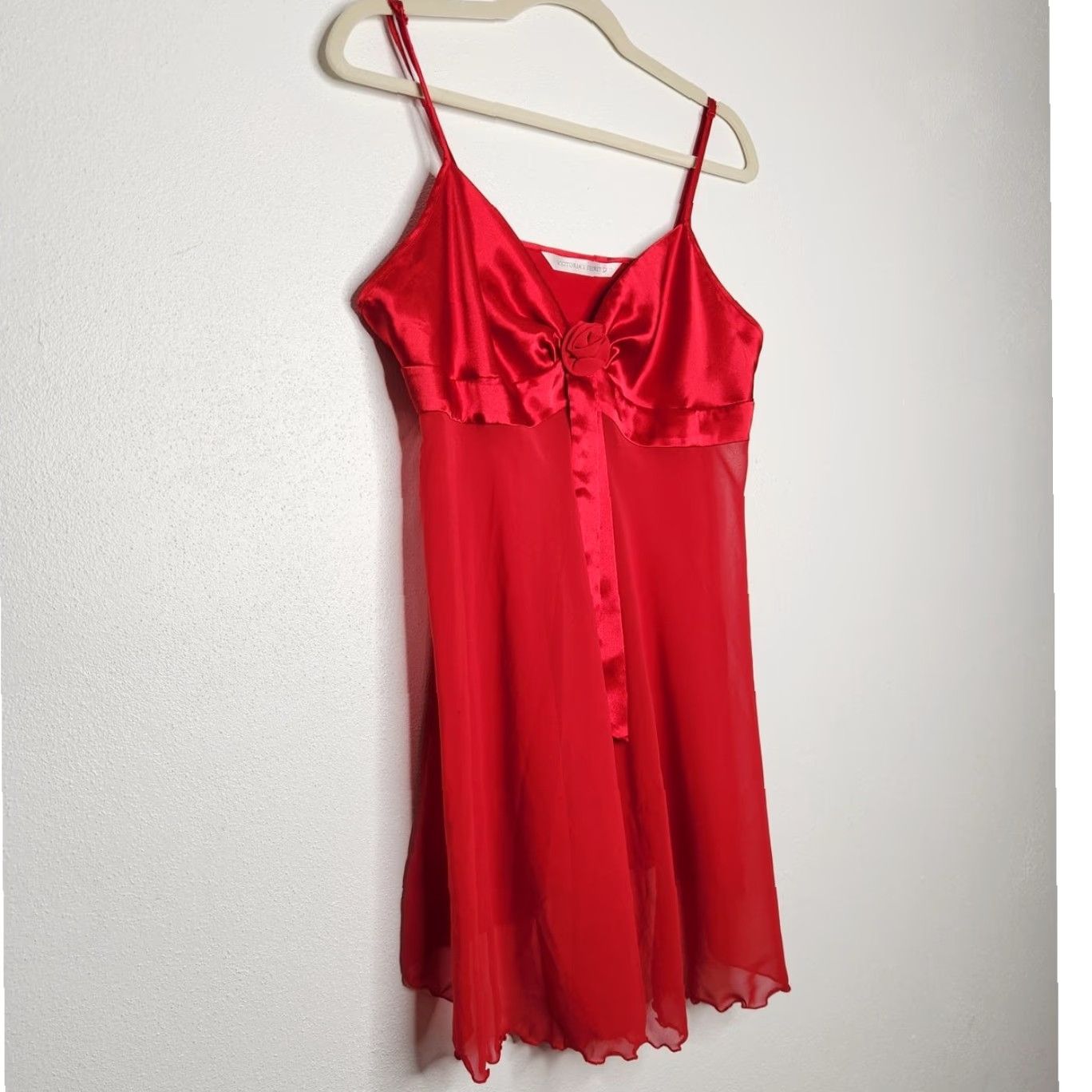 Victoria's Secret VINTAGE Victoria's Secret Dress Shirt Minor Red Rose Bow Satin Sheer Mini L Large Womens 90s/2000s Slip Dress Victorian Size L / US 10 / IT 46 - 2 Thumbnail
