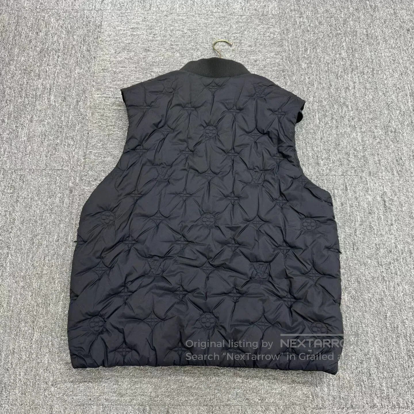Louis Vuitton louis vuitton embroidered vest in excellent condition. Size US L / EU 52-54 / 3 - 5 Thumbnail