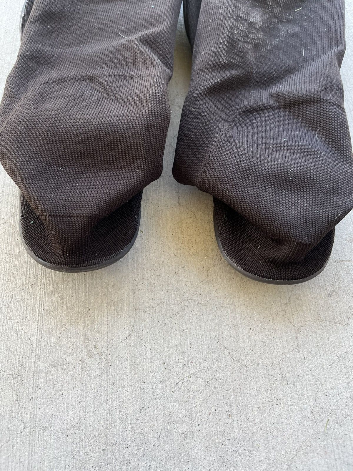 Yeezy YEEZY YZY PODS Black Size US 12 / EU 45 - 4 Thumbnail