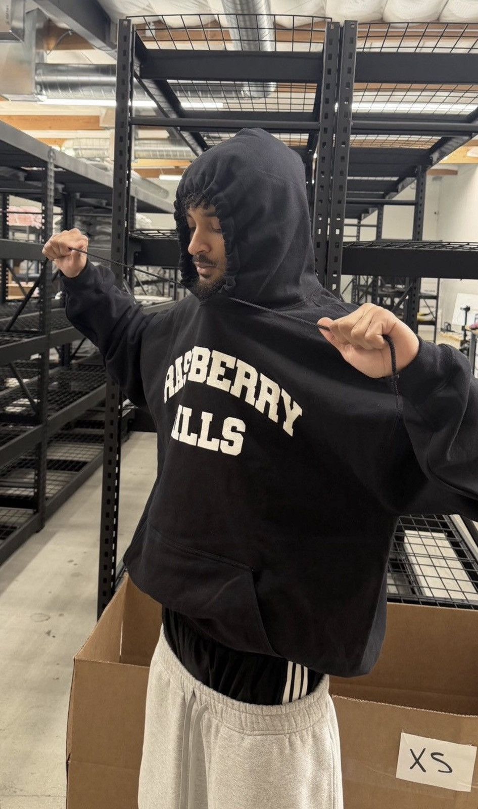 The GV Gallery GV GALLERY OG HOODIE Size US L / EU 52-54 / 3 - 1 Thumbnail