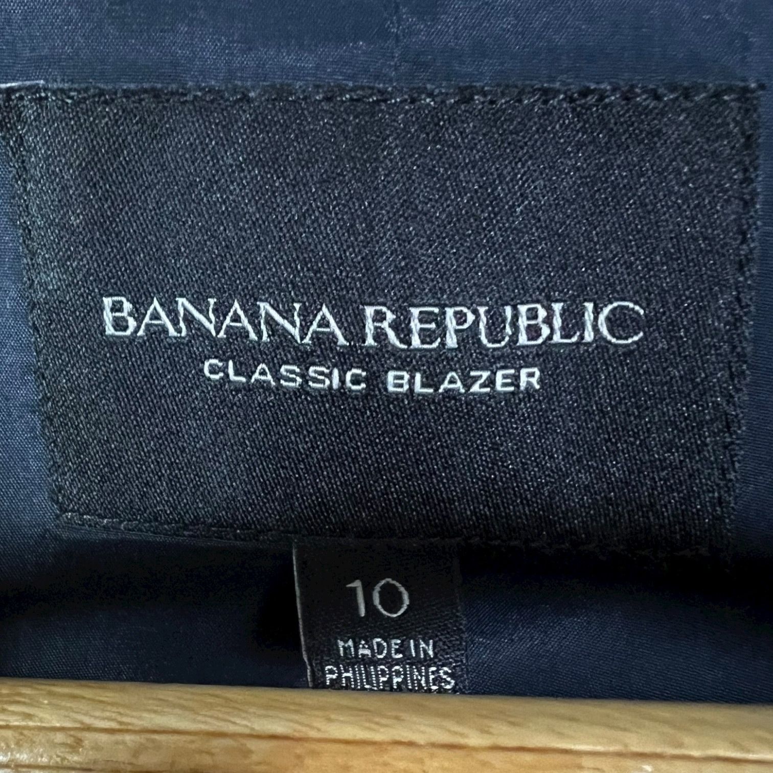Banana Republic Women's Banana Republic Navy Blue Classic Wool Blazer - 10 Size L / US 10 / IT 46 - 6 Thumbnail