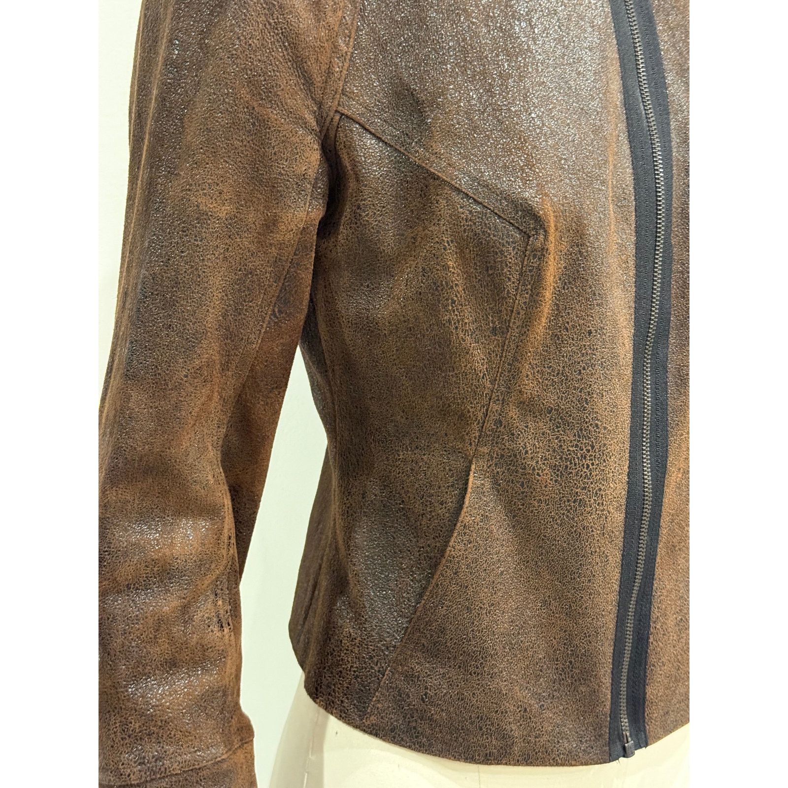plein sud 2000s Plein Sud distressed leather jacket Size US XS / EU 42 / 0 - 6 Thumbnail