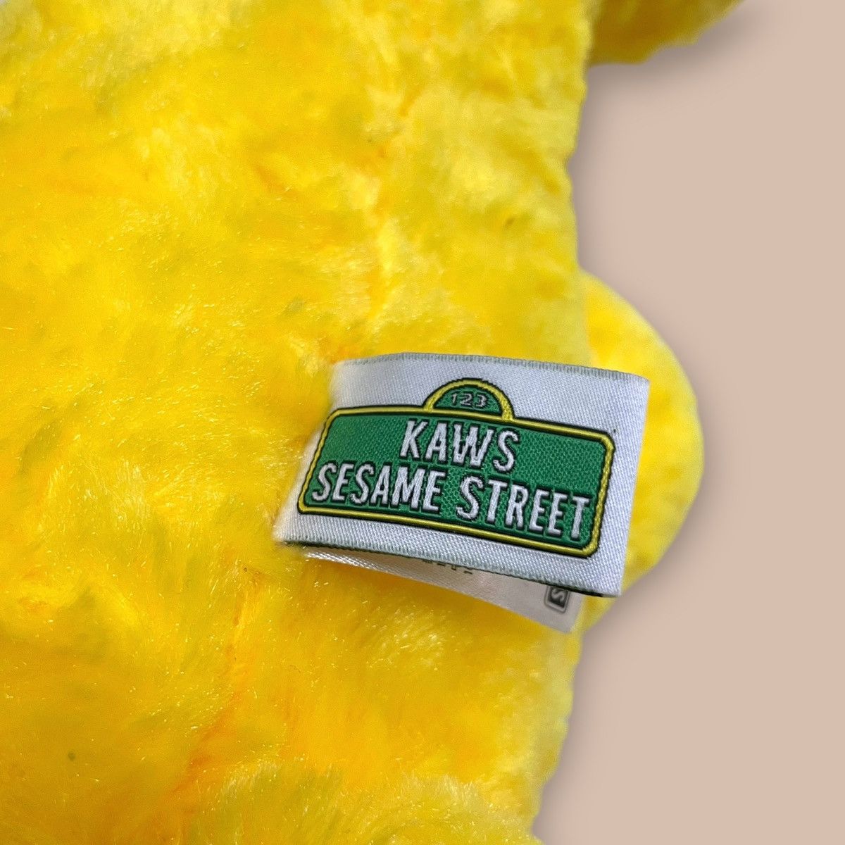 Kaws × Uniqlo KAWS x Uniqlo x Sesame Street "BIG BIRD" Toy Doll Size ONE SIZE - 10 Thumbnail