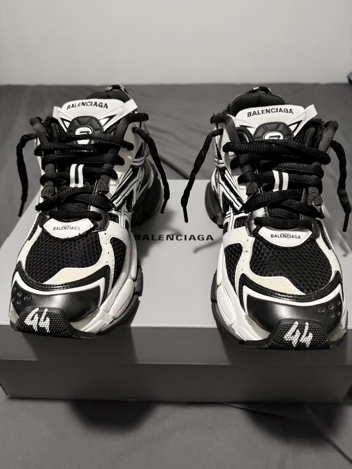 Balenciaga Balenciaga Runner 44 Black and White Running Shoe | Grailed