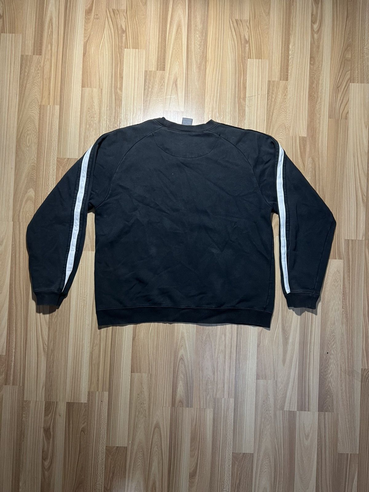 Nike Vintage Nike sweatshirt y2k big logo swoosh Size US M / EU 48-50 / 2 - 2 Thumbnail