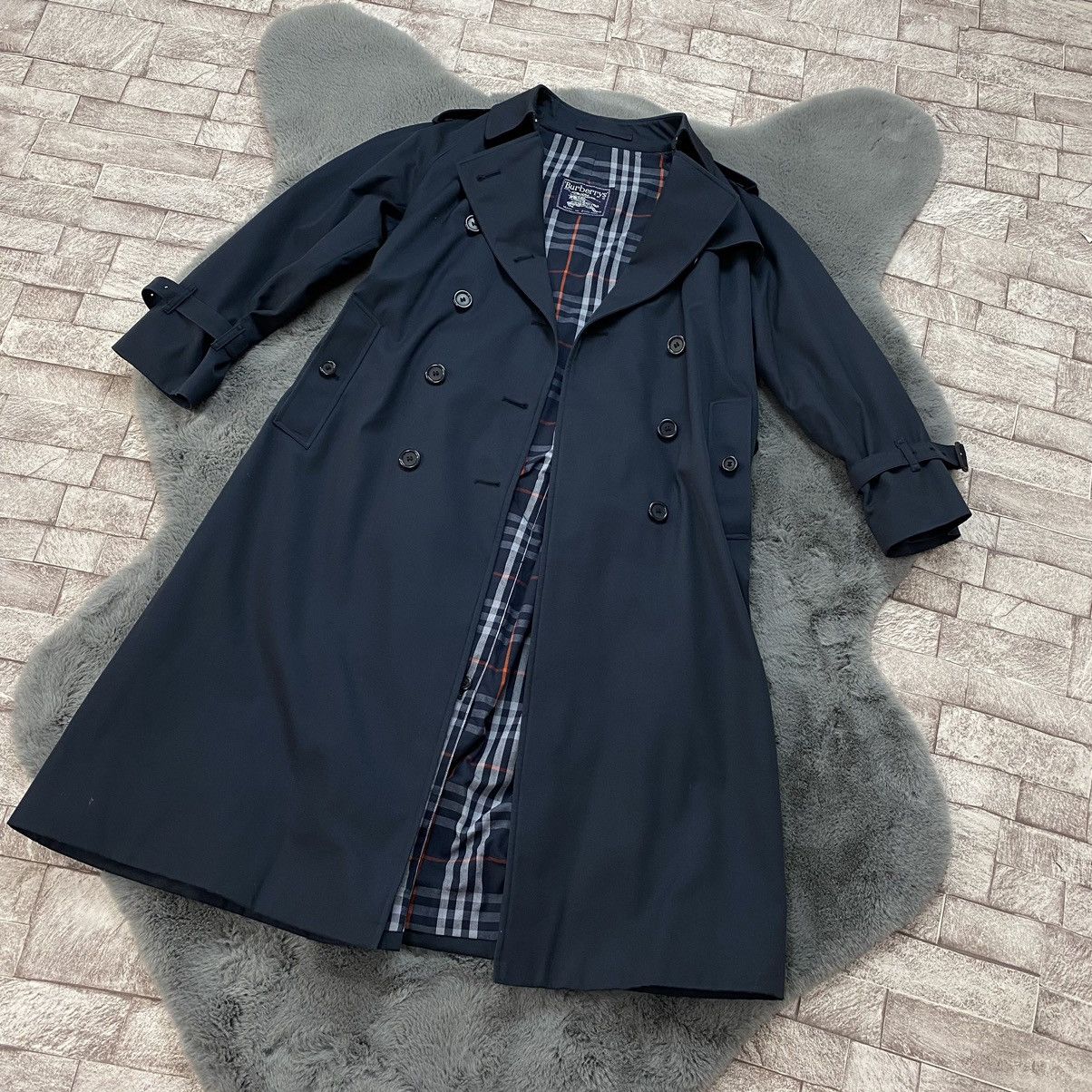 Burberry Vintage 90s Burberry trench coat jacket Size L / US 10 / IT 46 - 3 Thumbnail