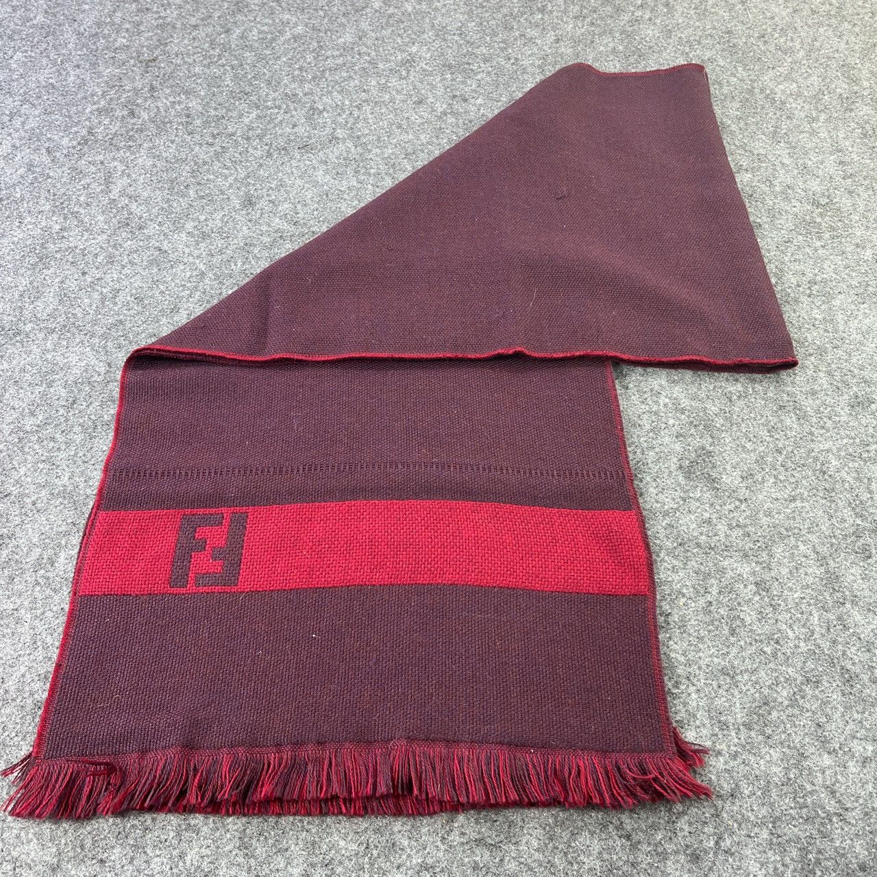 Fendi Fendi Scarf / Muffler / Neckwear T379 Size ONE SIZE - 3 Thumbnail