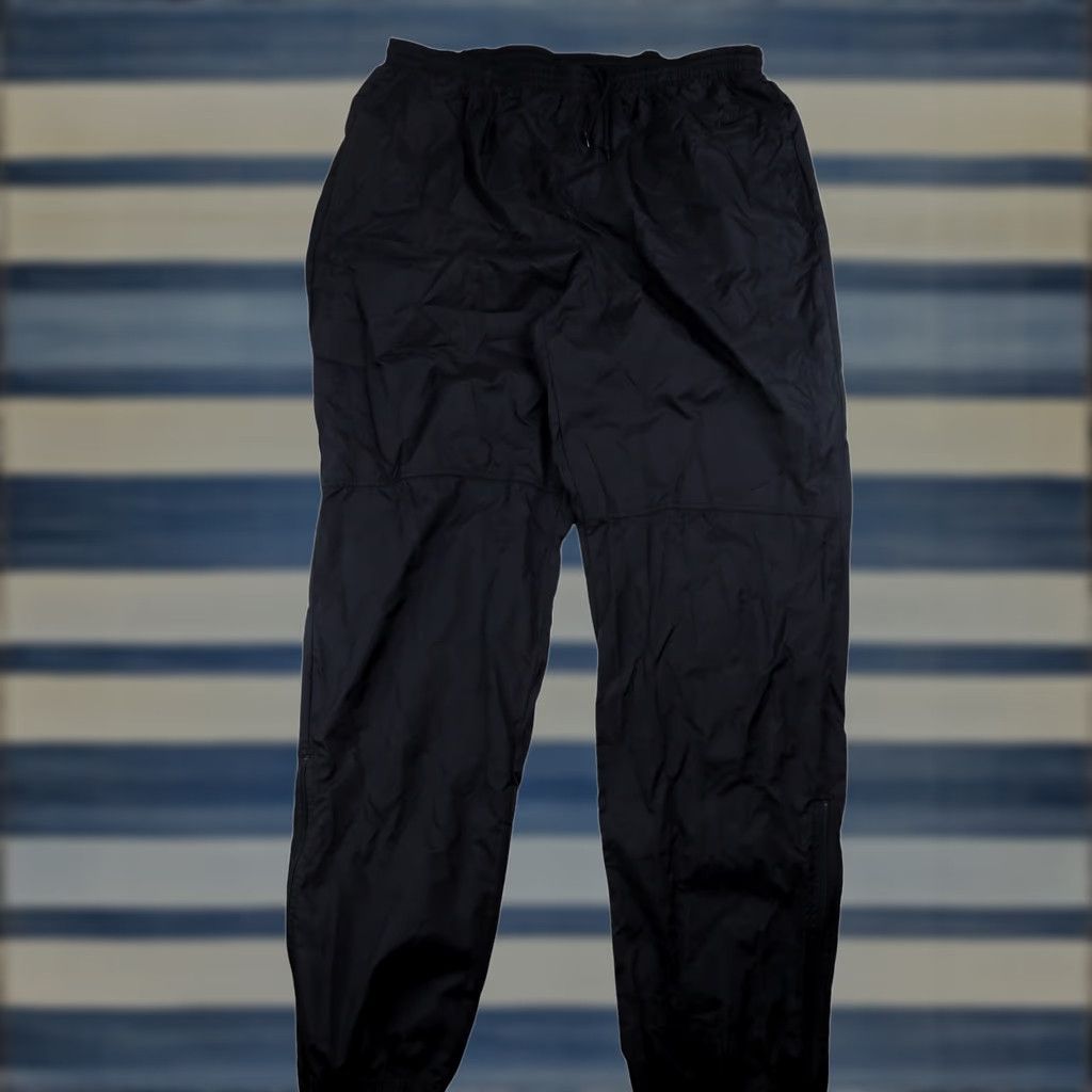Nike VINTAGE Nike Windbreaker Pants Jogger XL Regular Men Black 90s Mens XL Jogger Windbreaker Pants 90s Nike Windbreaker Pants Mens XL Black 90s Size US 36 / EU 52 - 1 Thumbnail