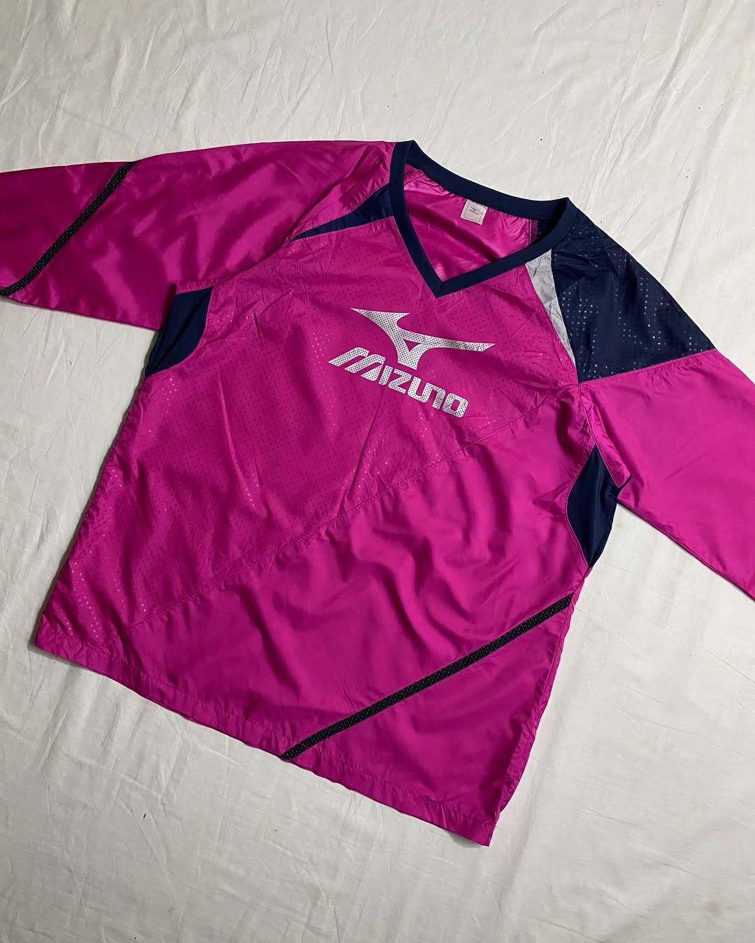 Mizuno Mizuno VNeck Pullover Windbreaker Jersey Jacket Center Logo Size US L / EU 52-54 / 3 - 3 Thumbnail