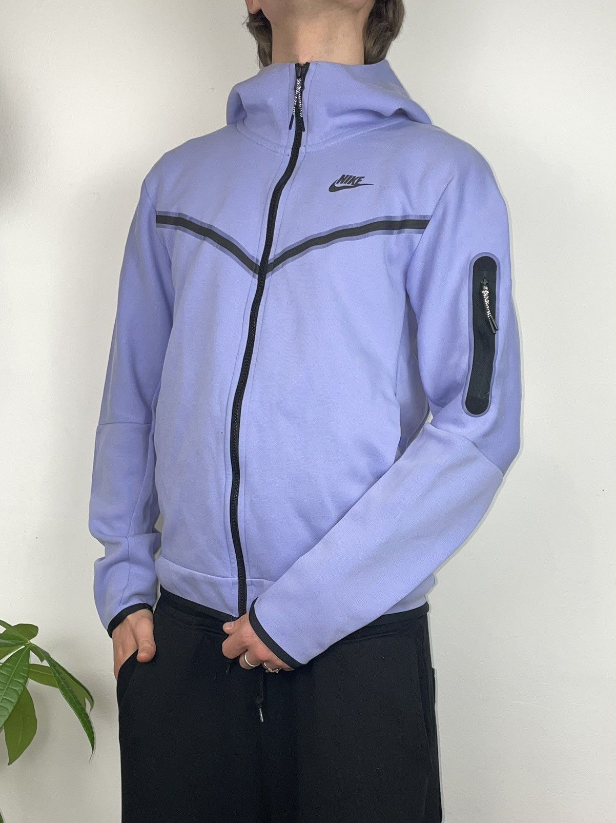 Nike tech fleece zip through hoodie drill shox tn