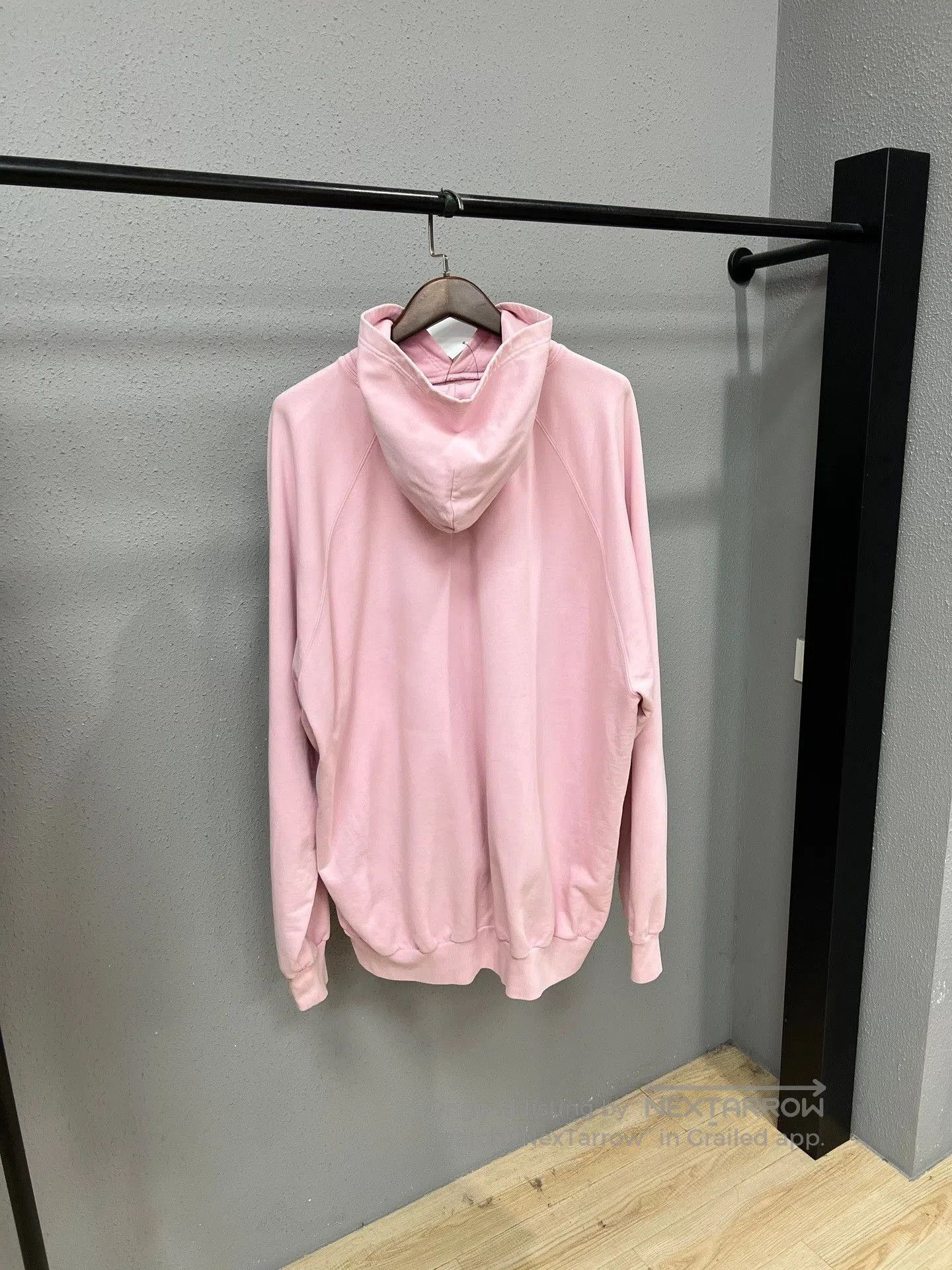Balenciaga Balenciaga Pink Wheat Ear Logo Hoodie. Size M / US 6-8 / IT 42-44 - 2 Thumbnail