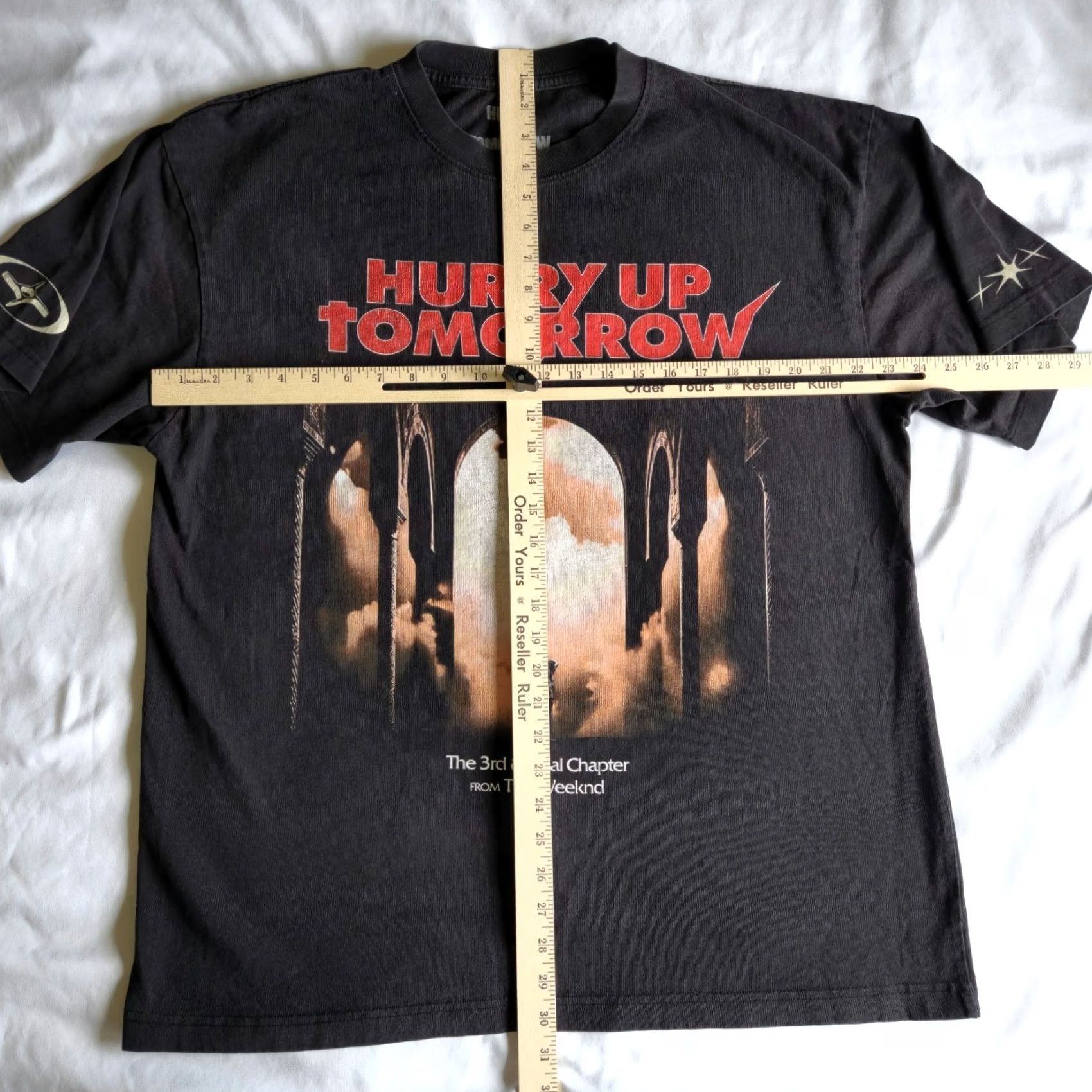Vintage The Weeknd Hurry Up Tomorrow Tour Official Merch XO Black XL Graphic T-Shirt Tee Size US XL / EU 56 / 4 - 6 Thumbnail