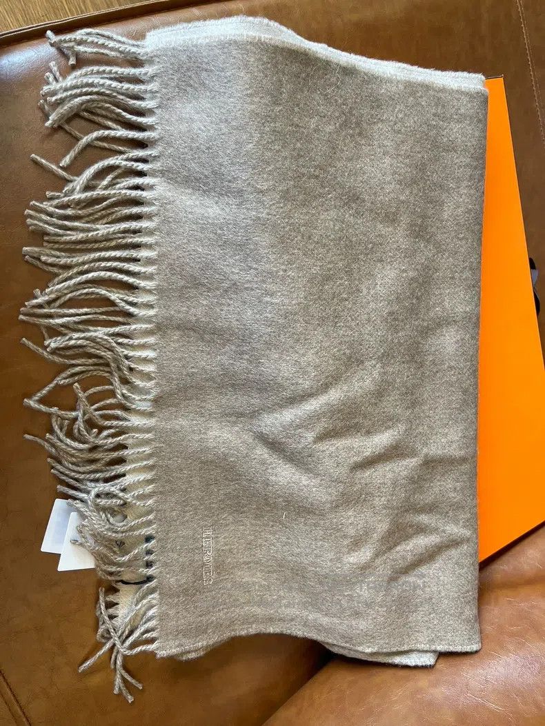 Hermes Hermes 100% cashmere scarf Size ONE SIZE - 1 Thumbnail