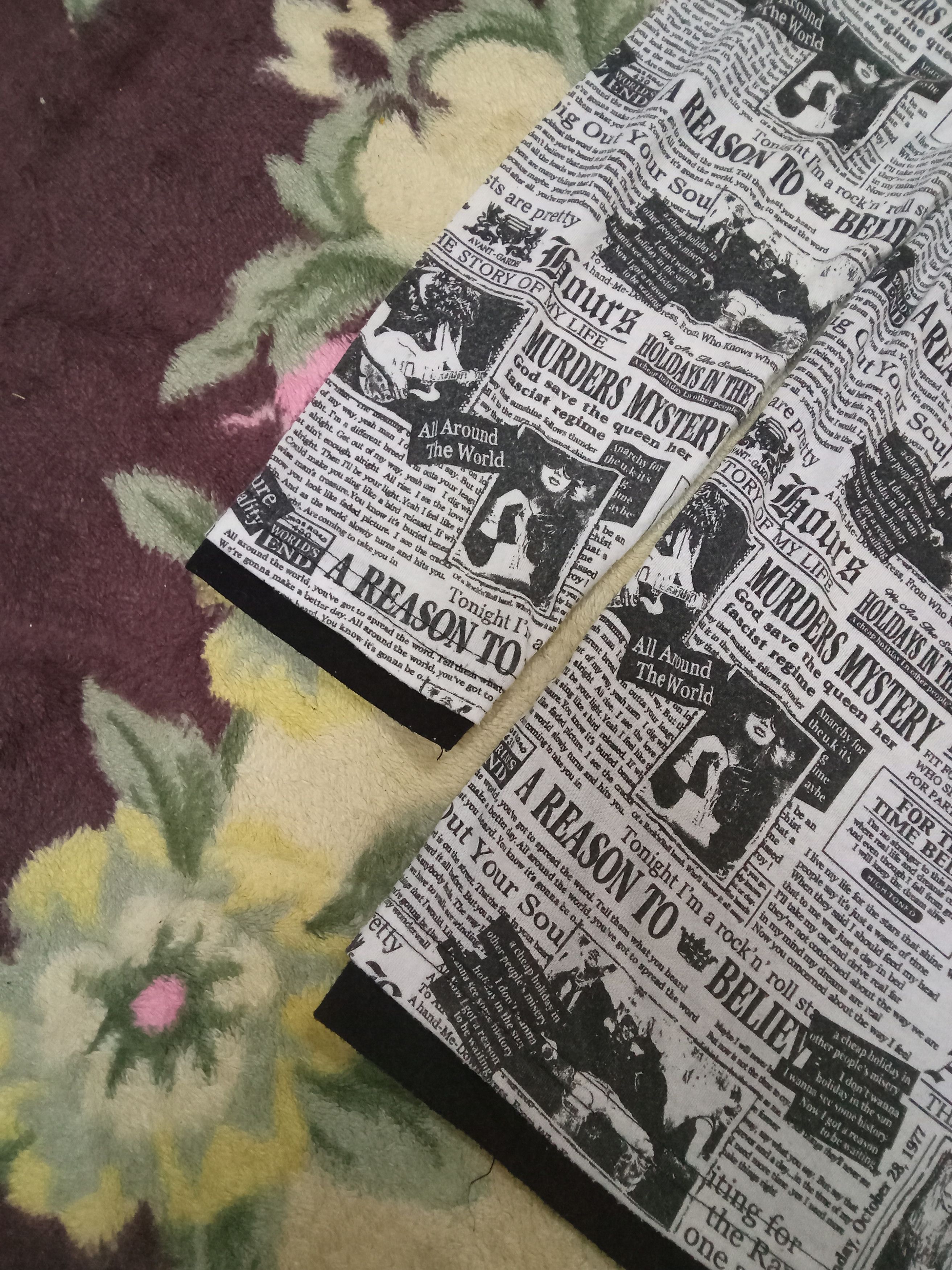 Japanese Brand Defective Struct Punk Rare Full Print Gazette T Shirt Size US M / EU 48-50 / 2 - 7 Thumbnail