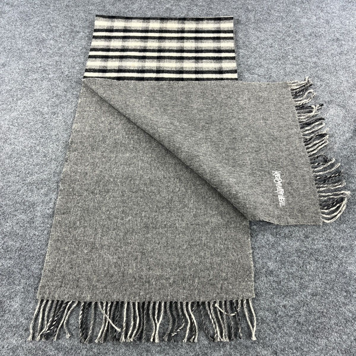 Yves Saint Laurent Vintage Yves Saint Laurent Scarf / Muffler / Neckwear T1423 Size ONE SIZE - 3 Thumbnail