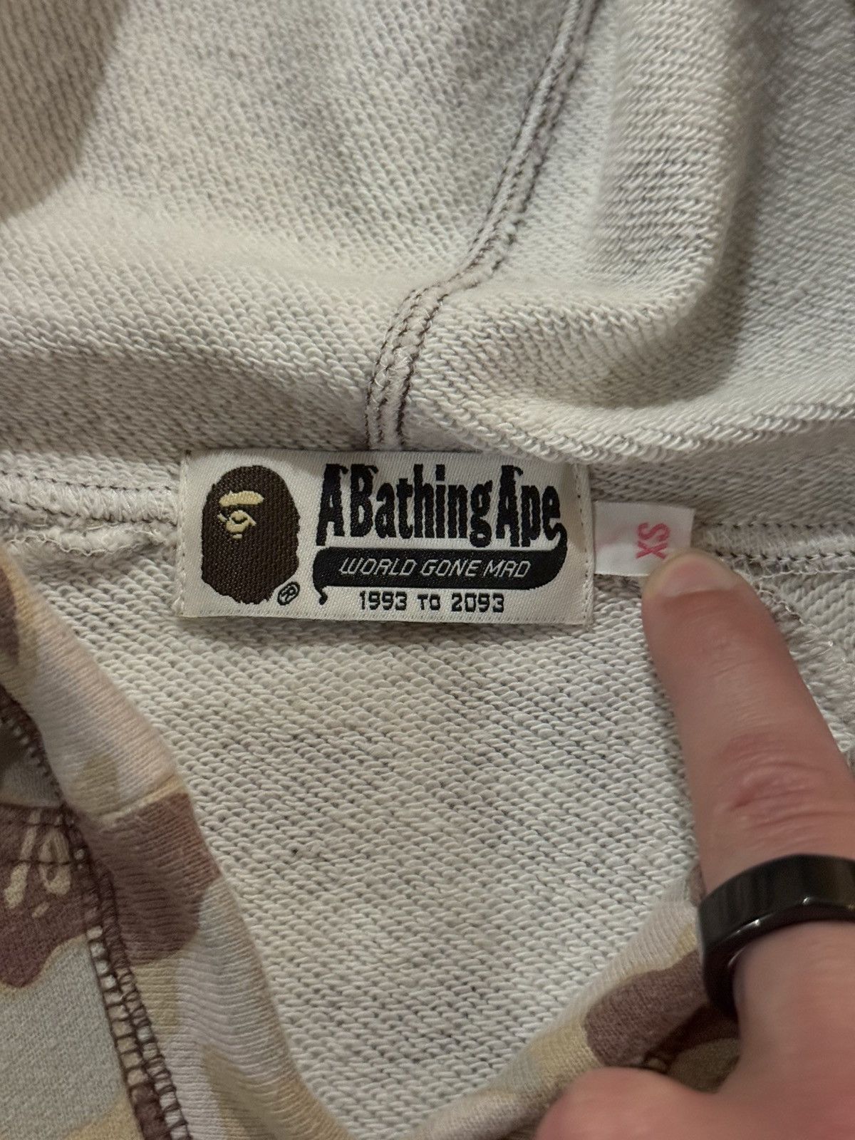 Bape RARE A Bathing Ape (BAPE) Desert Camo Poncho Hoodie Size XS / US 0-2 / IT 36-38 - 3 Thumbnail