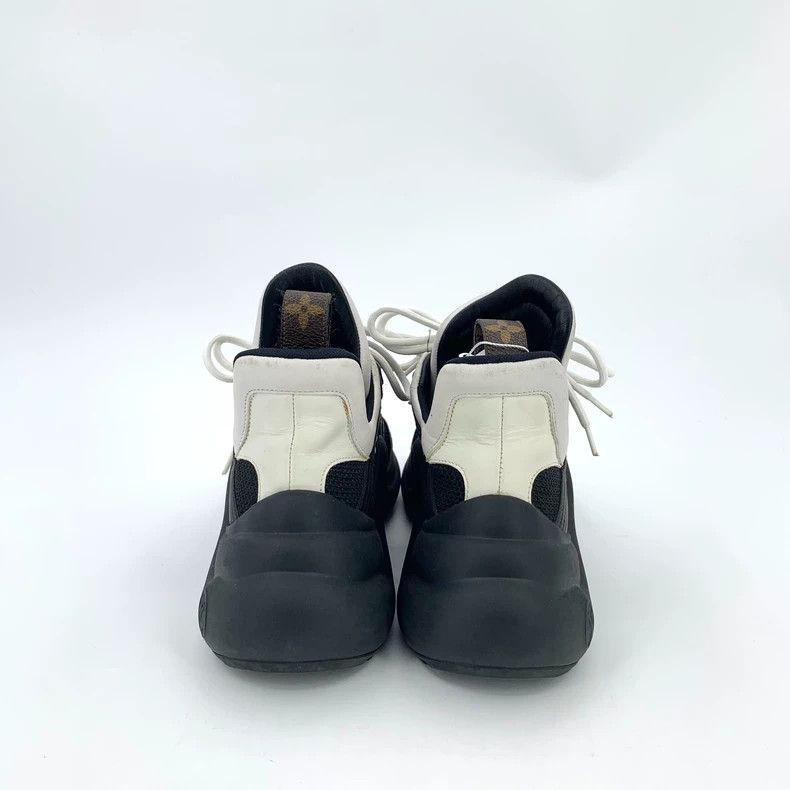 Louis Vuitton Louis Vuitton Black Round Toe Platform Lace-Up Casual Snea Size US 7.5 / IT 37.5 - 4 Thumbnail