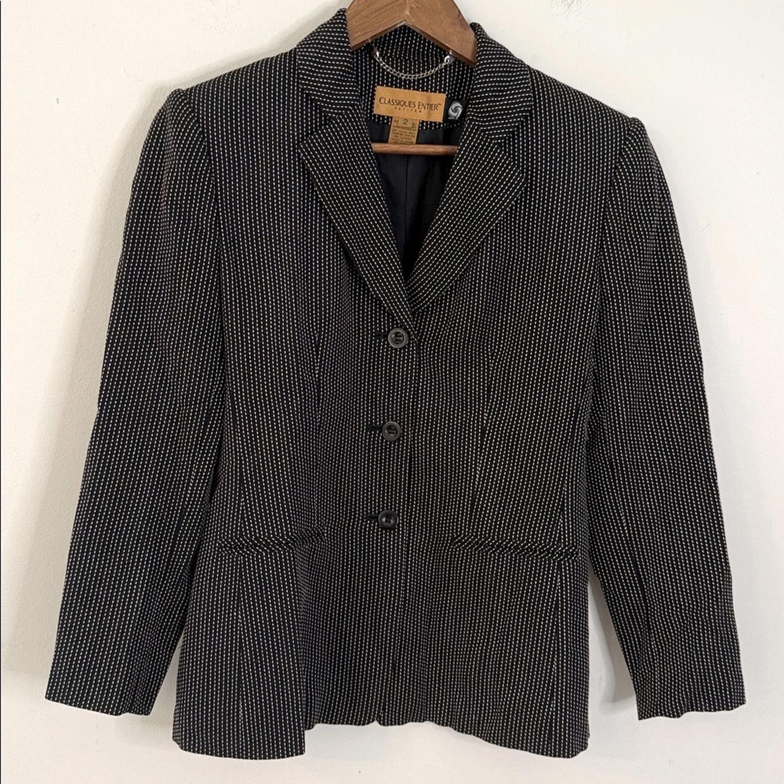 Other Classiques Entier Black Cream Wool Blend Blazer pockets SZ 2 Size XS / US 0-2 / IT 36-38 - 1 Thumbnail