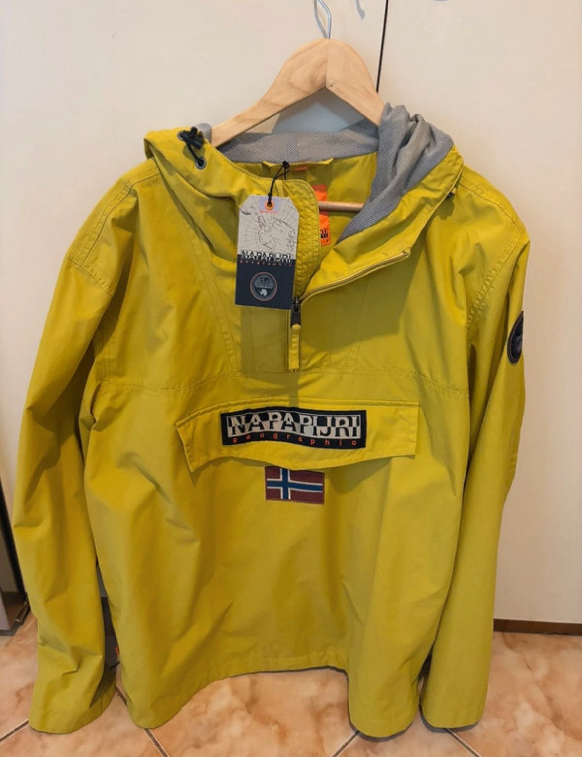 Napapijri Napapijri Rainforest Size US XL / EU 56 / 4 - 1 Thumbnail