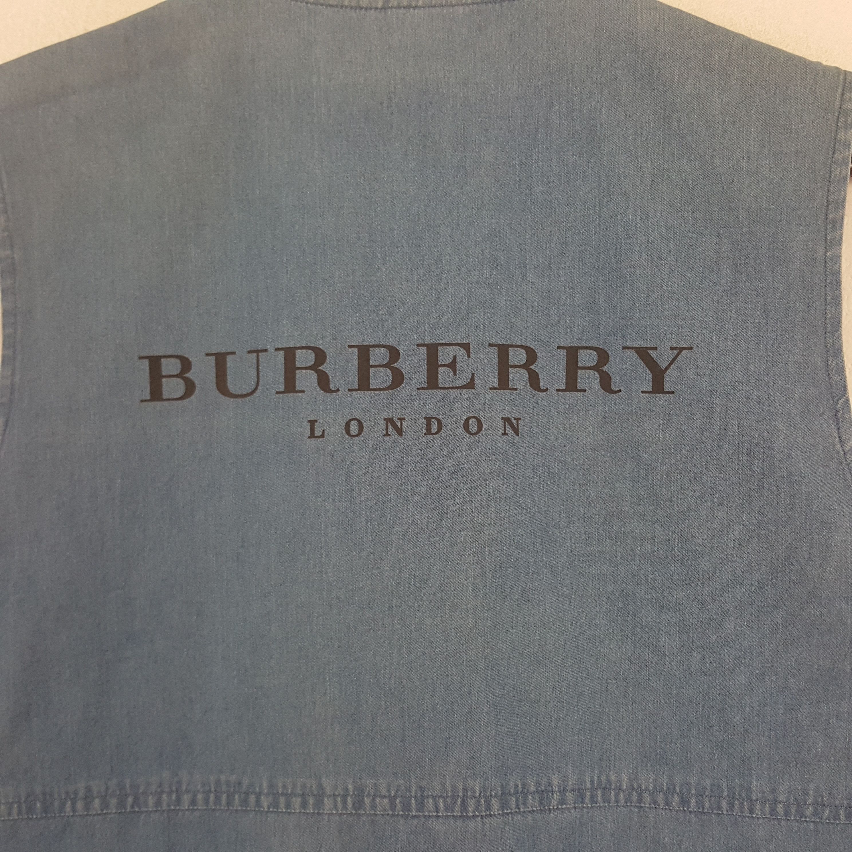 Burberry × Vintage Vintage Burberry London Custom Spell Out Vest Jacket Size US M / EU 48-50 / 2 - 2 Thumbnail