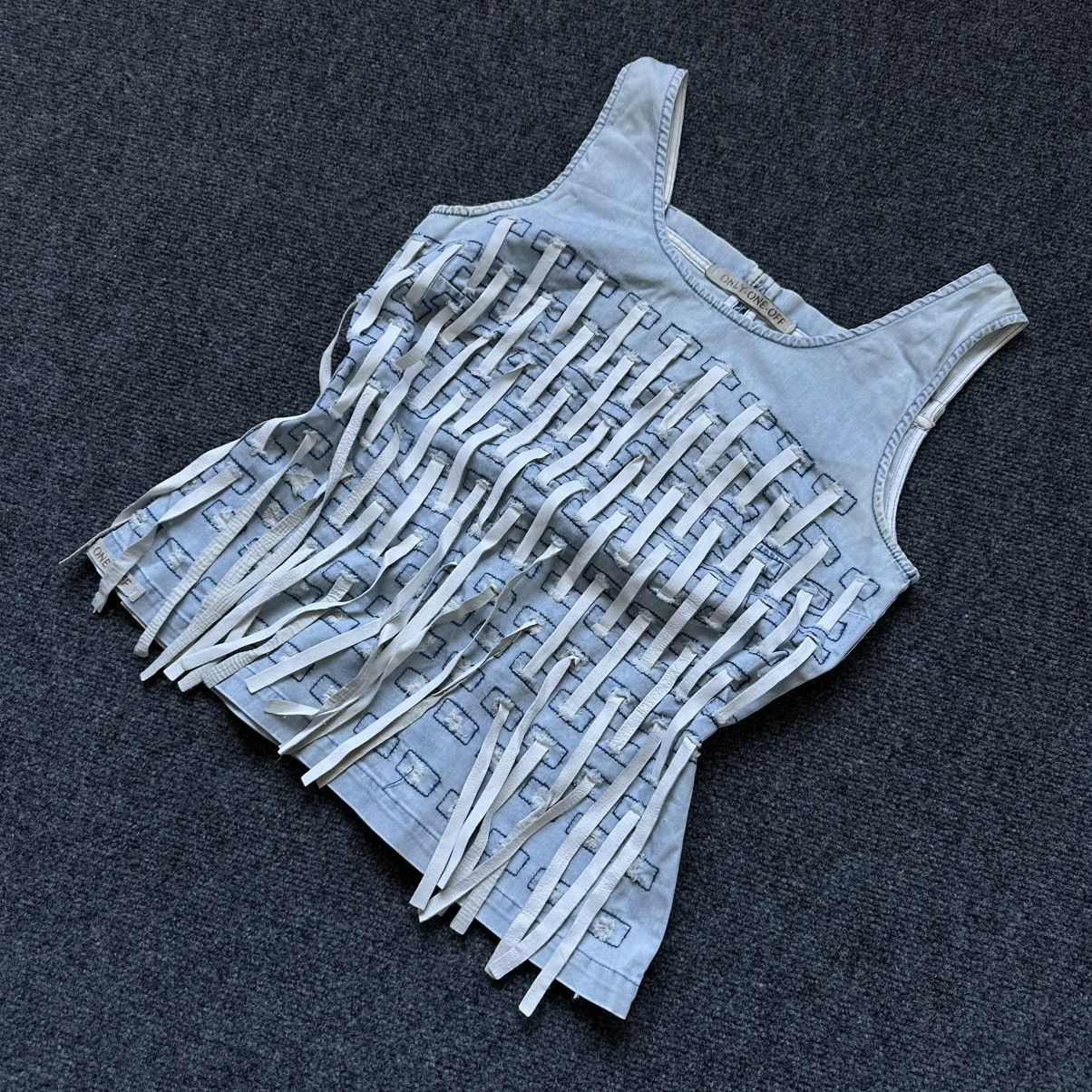 If Six Was Nine VTG Women’s Only One Of Tank Top Sleeveless Size M Y2K 00s Size M / US 6-8 / IT 42-44 - 1 Thumbnail