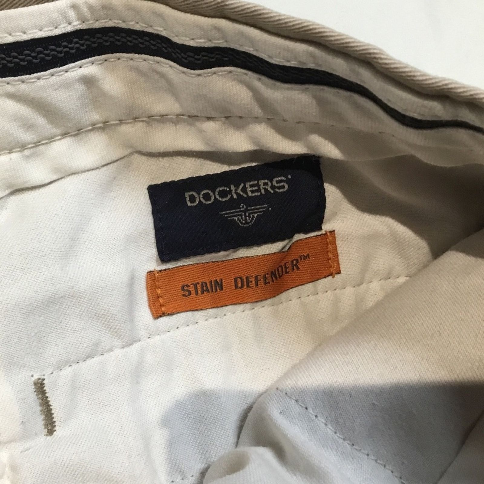 Dockers Dockers Stain Defender Pants Size US 34 / EU 50 - 4 Thumbnail