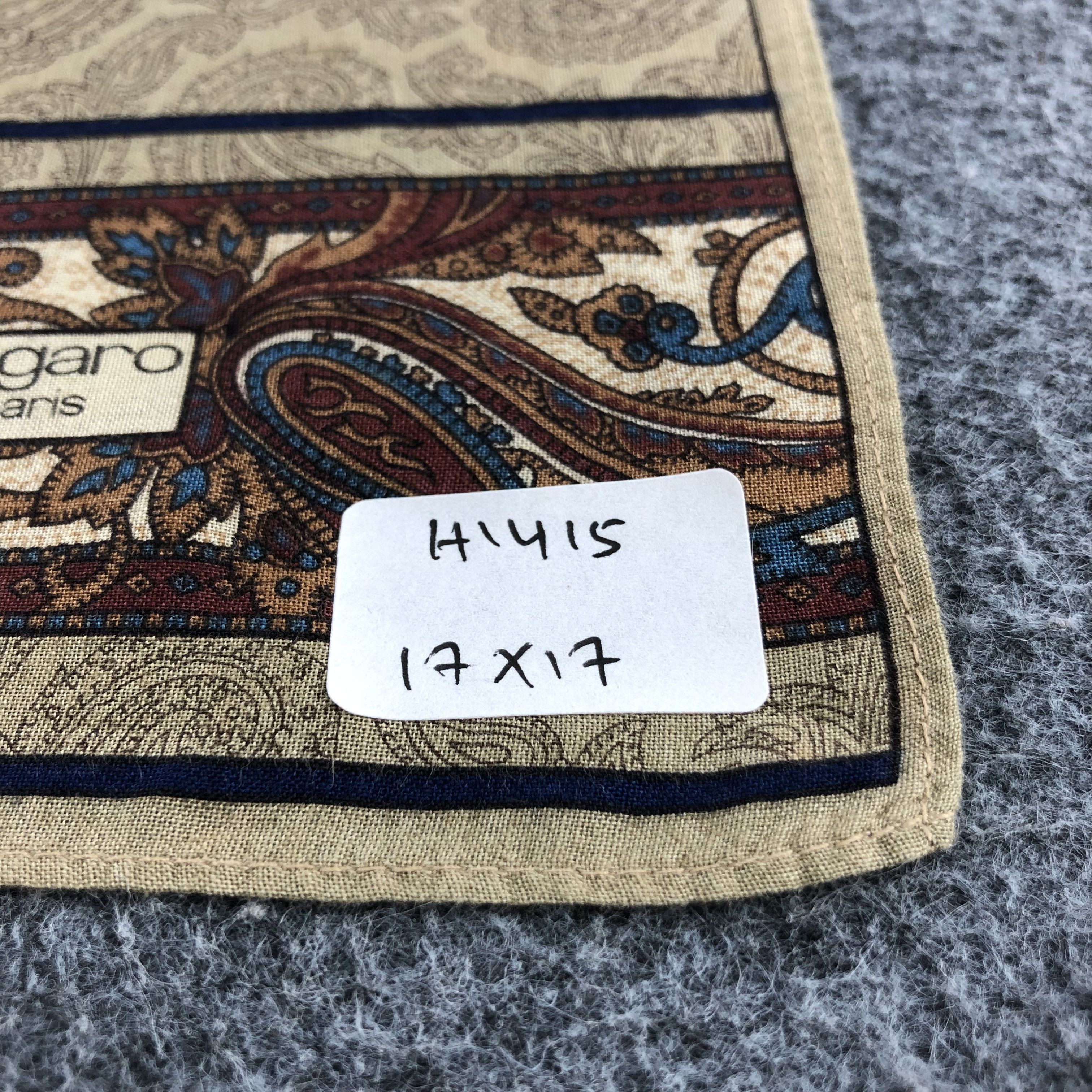 Emanuel Ungaro Ungaro Paris Paisley Handkerchief Neckerchief Bandana H1415 Size ONE SIZE - 5 Thumbnail