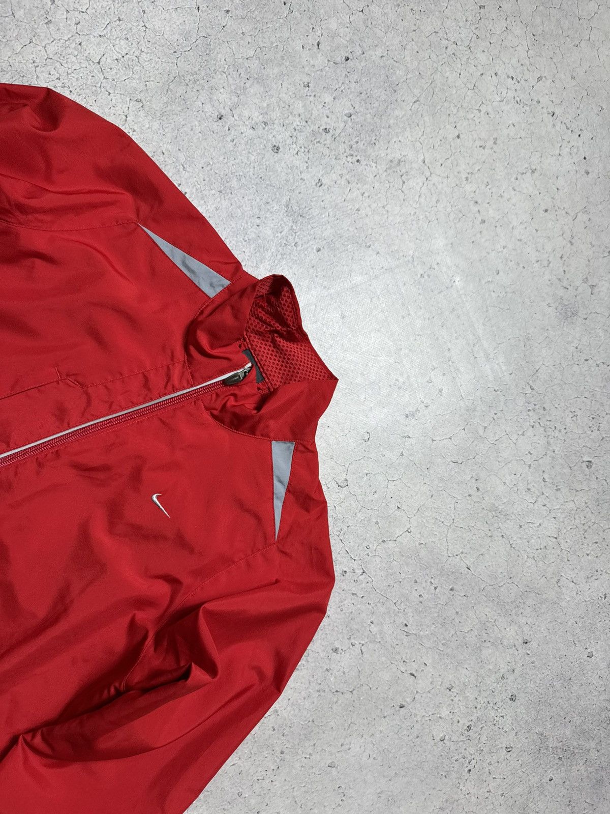 Nike Nike Nylon Vintage Track Jacket Size S Y2K Drill Swoosh Size US S / EU 44-46 / 1 - 4 Thumbnail