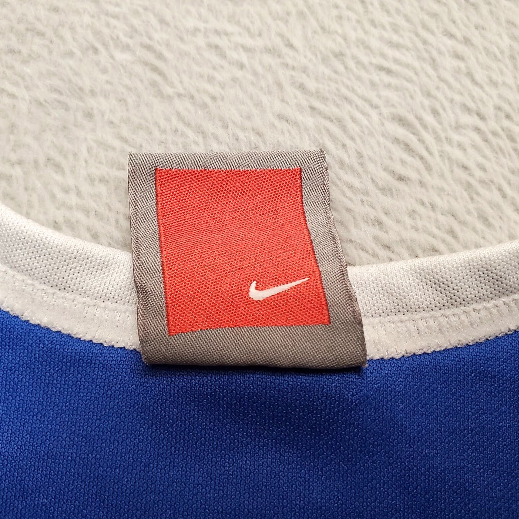 Nike VINTAGE Nike Shirt Mens XL Blue TEAM 100% Polyester Embroidered Swoosh Size US XL / EU 56 / 4 - 7 Thumbnail
