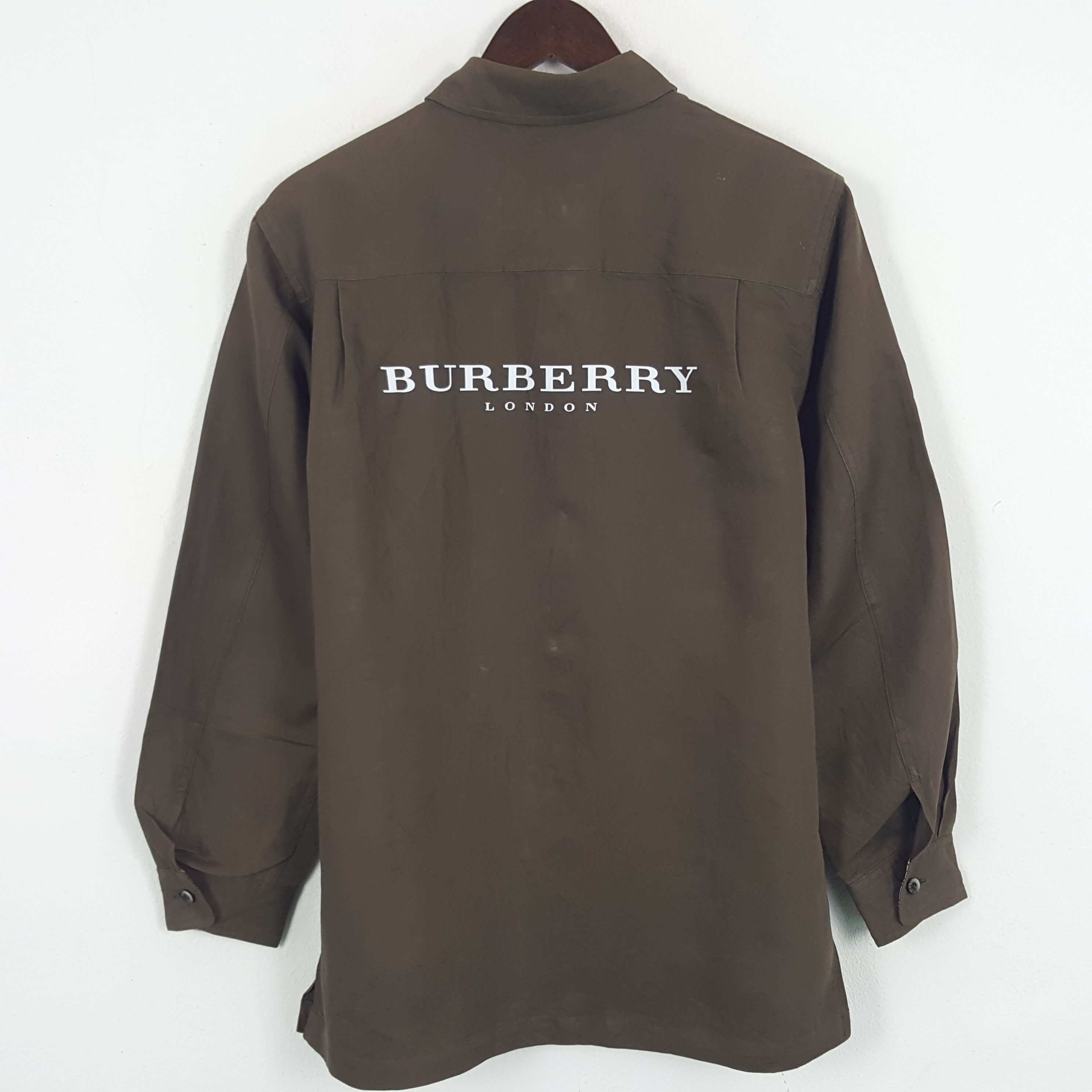 Burberry × Japanese Brand × Vintage Vintage Burberry London Custom Art Worker Button Up Shirt Size US L / EU 52-54 / 3 - 1 Thumbnail