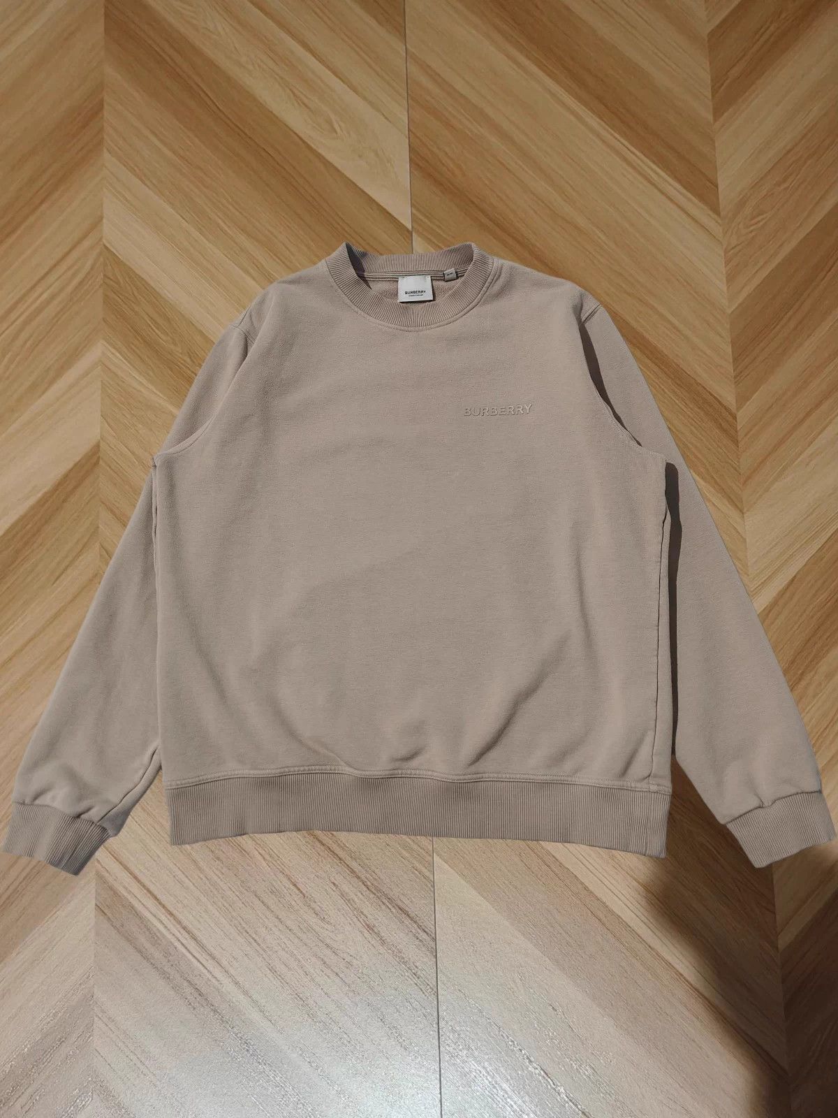 Burberry Burberry 99 New M Size Sweatshirt Size M / US 6-8 / IT 42-44 - 1 Thumbnail