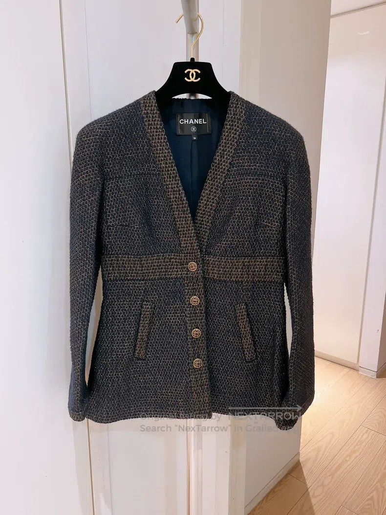 Chanel Chanel Egyptian series blue and gold jacket Size XS / US 0-2 / IT 36-38 - 1 Thumbnail