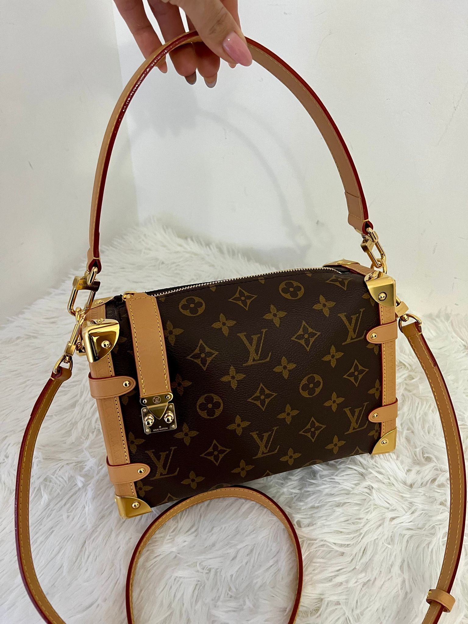 Louis Vuitton Louis vuitton trunk bag MM nWT Size ONE SIZE - 3 Thumbnail