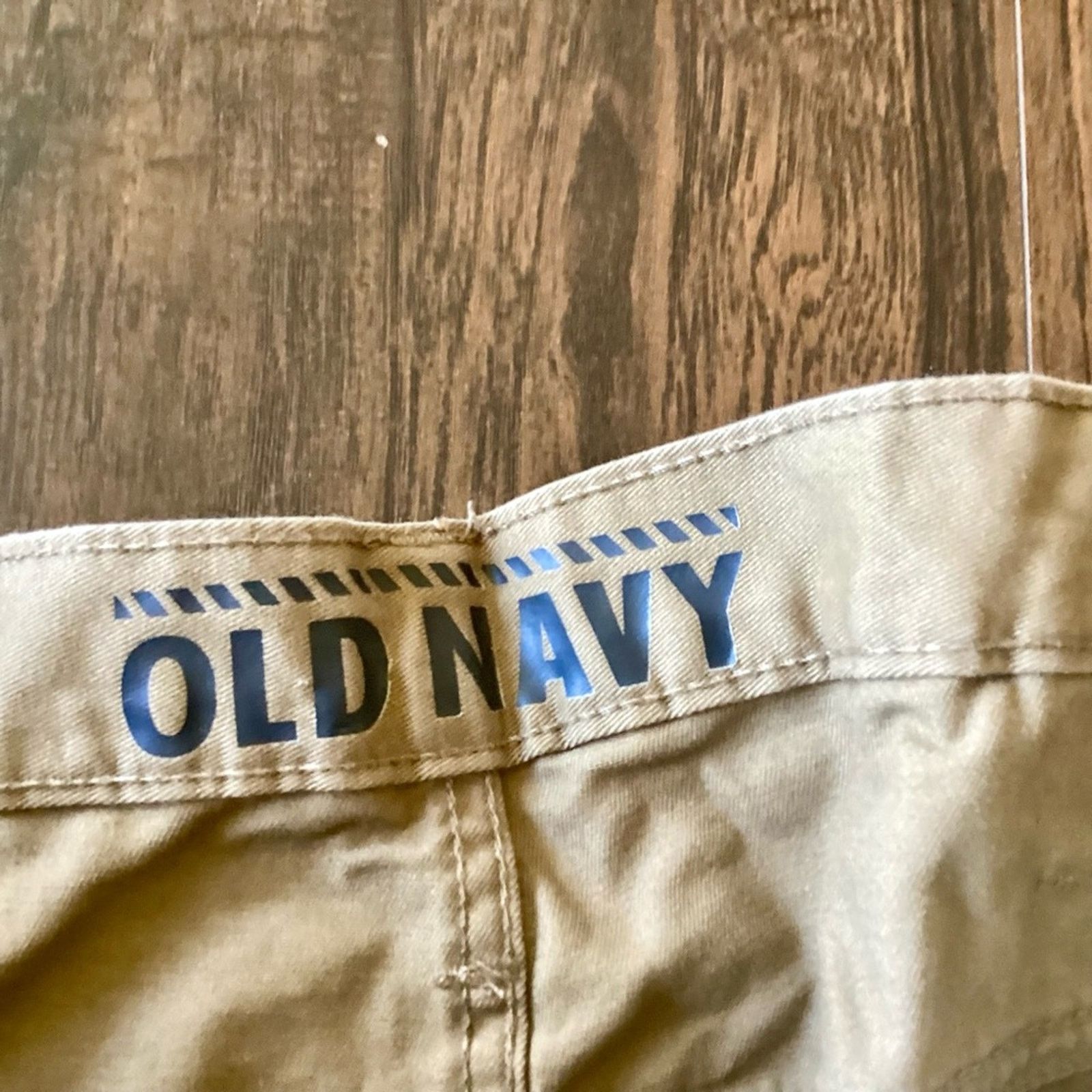 Old Navy Old Navy Khaki Pants, 38x32 Size US 38 / EU 54 - 3 Thumbnail