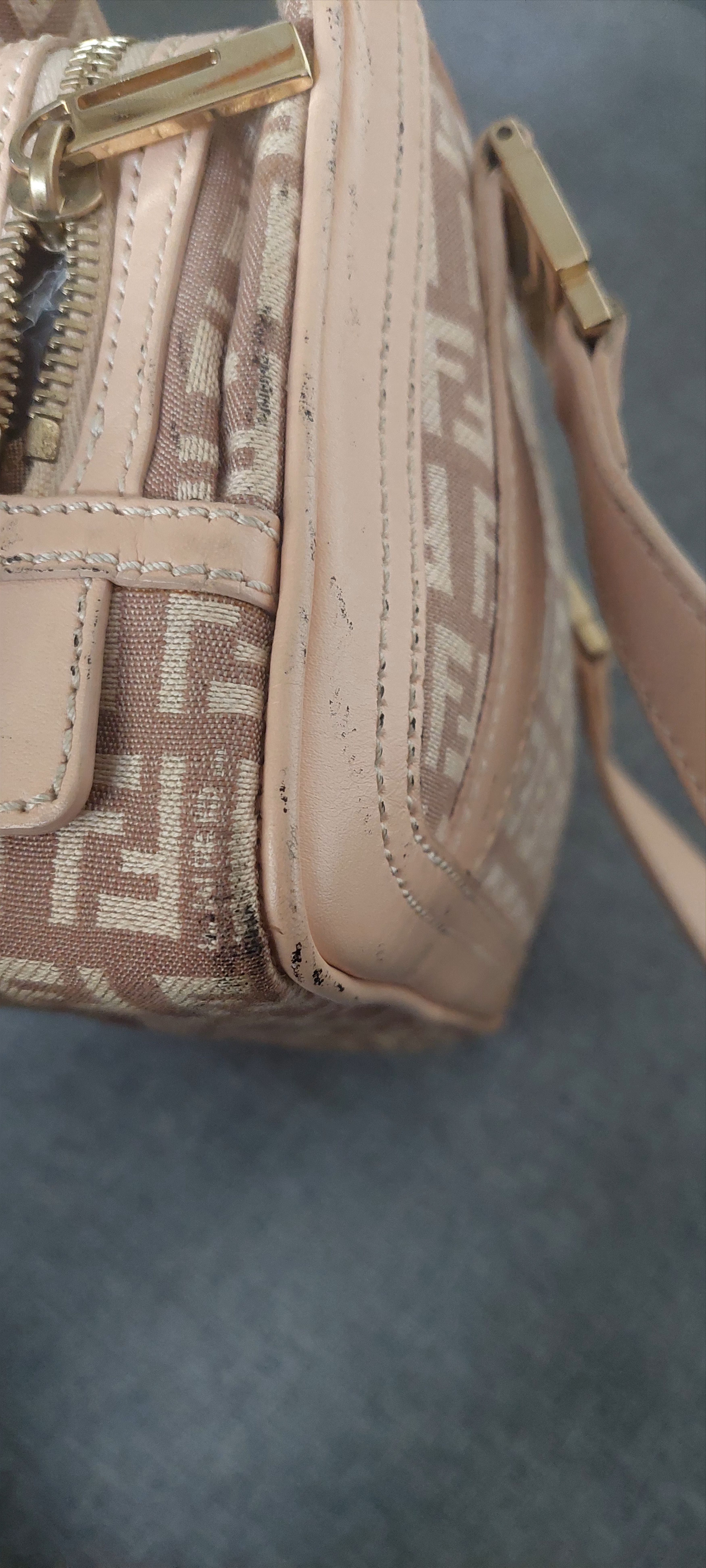 Fendi Fendi Vintage Pink Zuchino Size ONE SIZE - 3 Thumbnail