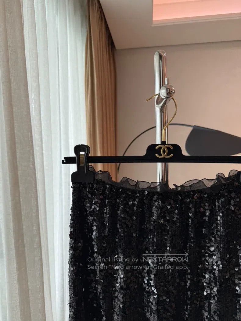 Fendi Fendi Fully Sequined Black Skirt Size 24" / US 00 / IT 34 - 4 Thumbnail