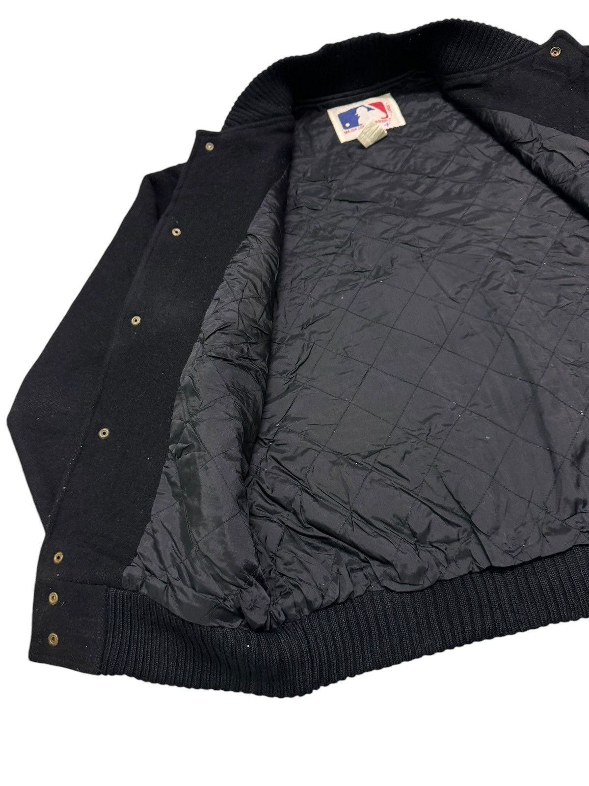 MLB × New York Yankees Vintage Chicago White Sox Varsity Jacket MLB Size US L / EU 52-54 / 3 - 18 Thumbnail