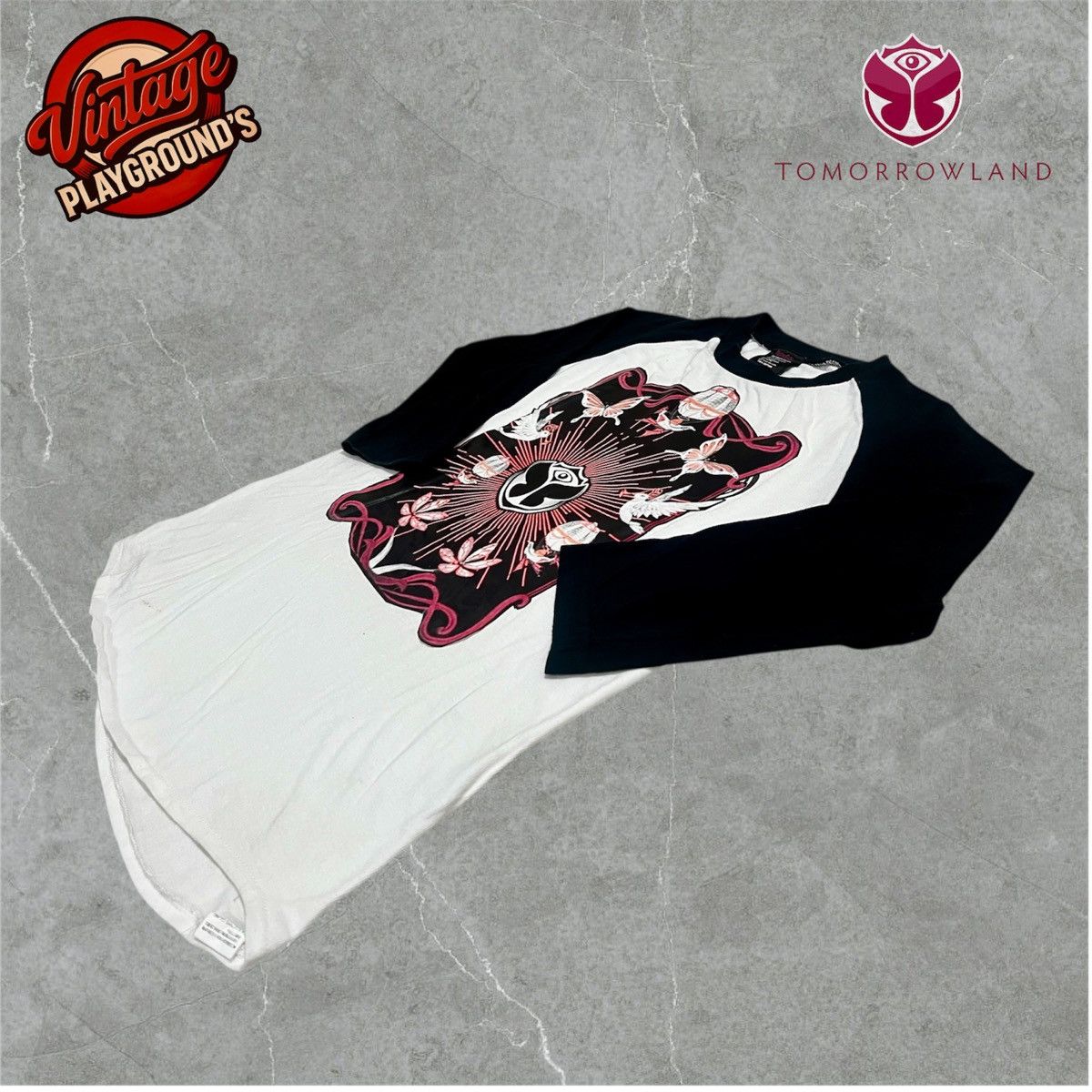 Fruit Of The Loom Preloved Tomorrowland Mechandise 3 Quarter TShirt Size US S / EU 44-46 / 1 - 3 Thumbnail