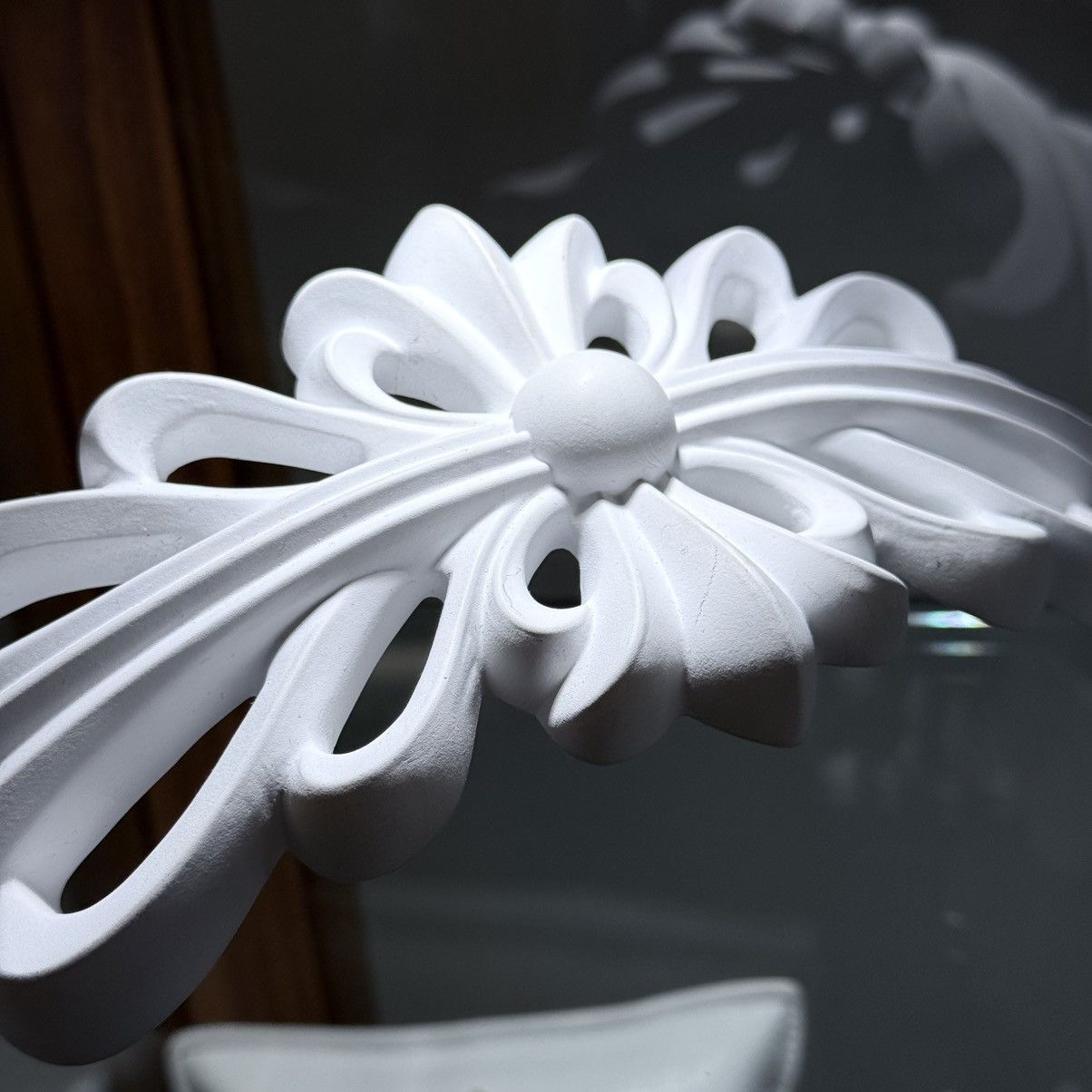 Chrome Hearts Chrome Hearts White Floral Decor / Display Piece Size ONE SIZE - 3 Thumbnail