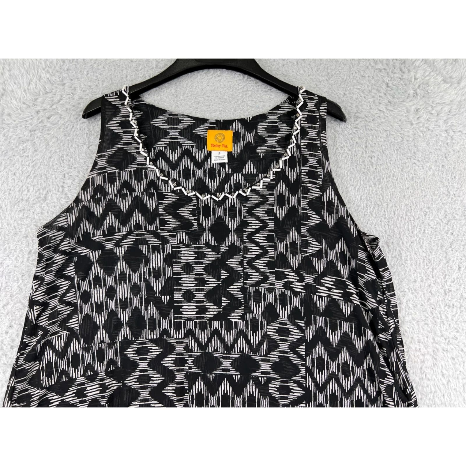 Vintage Ruby Rd Tank Women Small Black White Sleeveless Southwestern Cotton Blend Beaded Argyle/Diamond Shirt Size S / US 4 / IT 40 - 4 Thumbnail