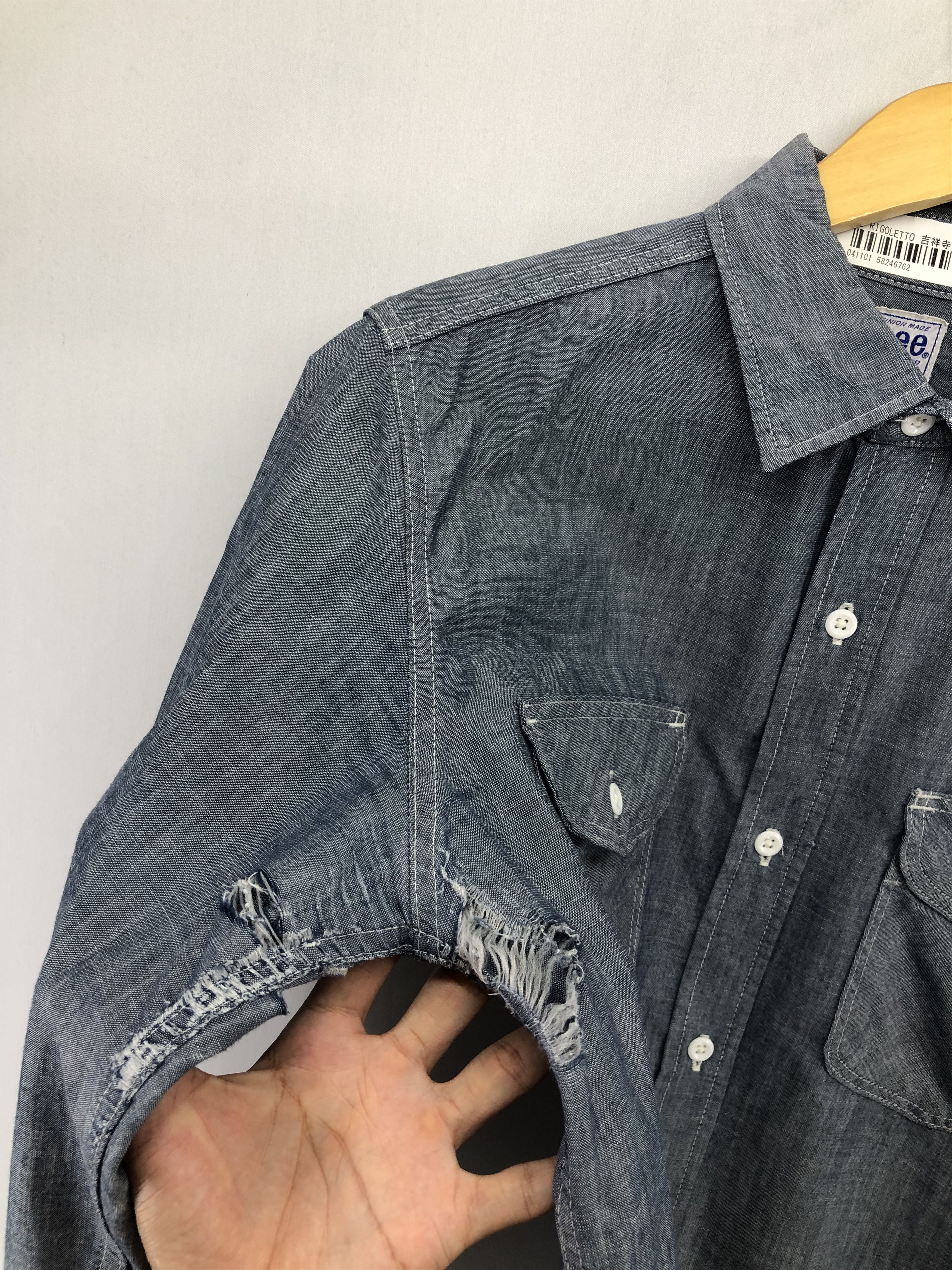 Lee Vintage Lee Distressed Chambray Shirt Size US L / EU 52-54 / 3 - 8 Thumbnail