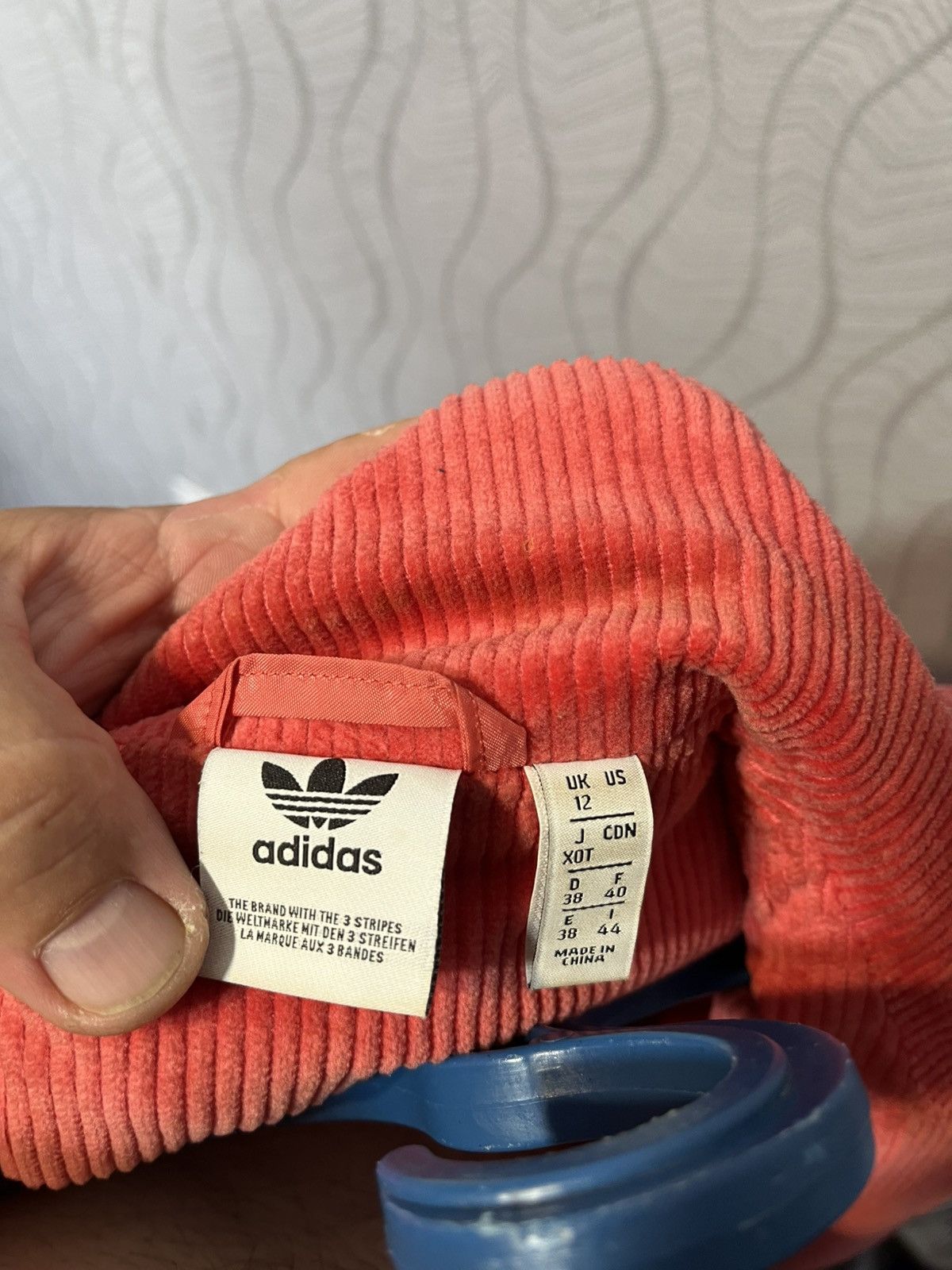 Adidas Adidas Originals Velvet Trefoil Red Corduroy Blazer Jacket Size M / US 6-8 / IT 42-44 - 14 Thumbnail