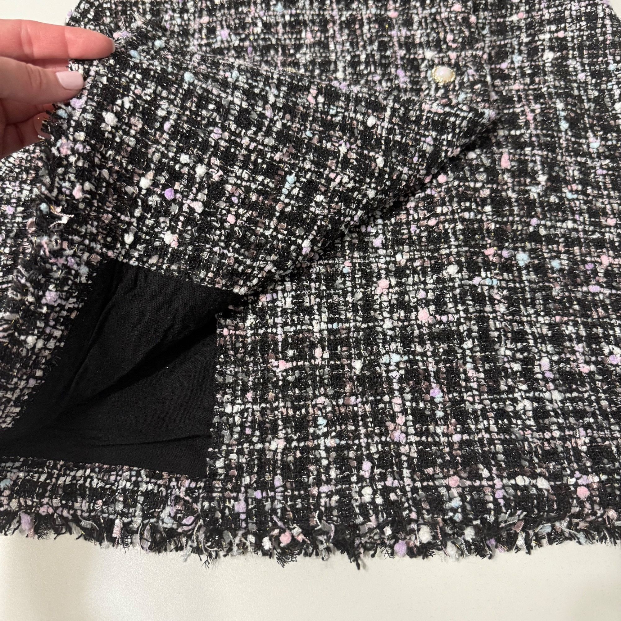 Other Bluivy Black & Pink Tweed Mini Skirt With Pearl Button Detai Size 30" / US 8 / IT 44 - 4 Thumbnail