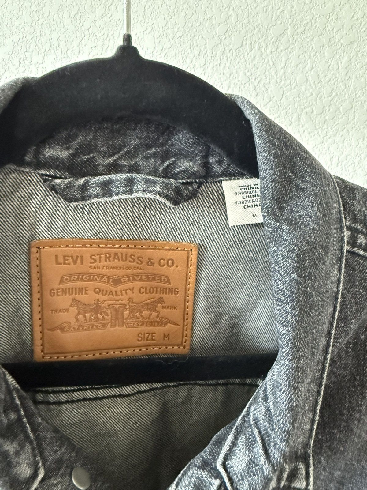 Levi's Denim Jacket - Black ♠️ Size US M / EU 48-50 / 2 - 3 Thumbnail