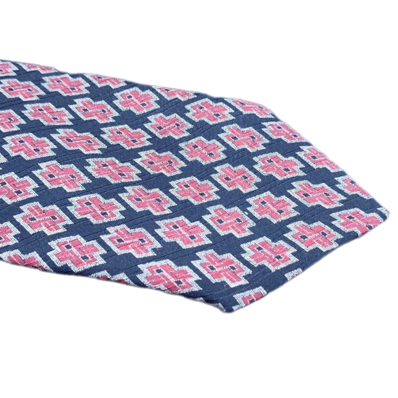 Giorgio Armani VINTAGE Giorgio Armani Men's Tie 100% Silk Geometric Cross Pattern Retro Designer Italy 57"-60" Size ONE SIZE - 2 Thumbnail