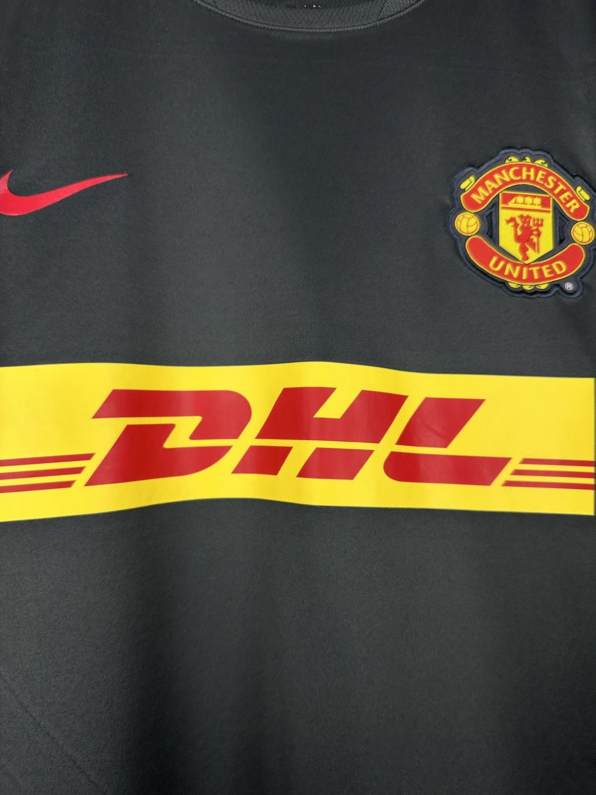 Nike Manchester United 2012 DHL Soccer Jersey Football Shirt Size US XL / EU 56 / 4 - 11 Thumbnail